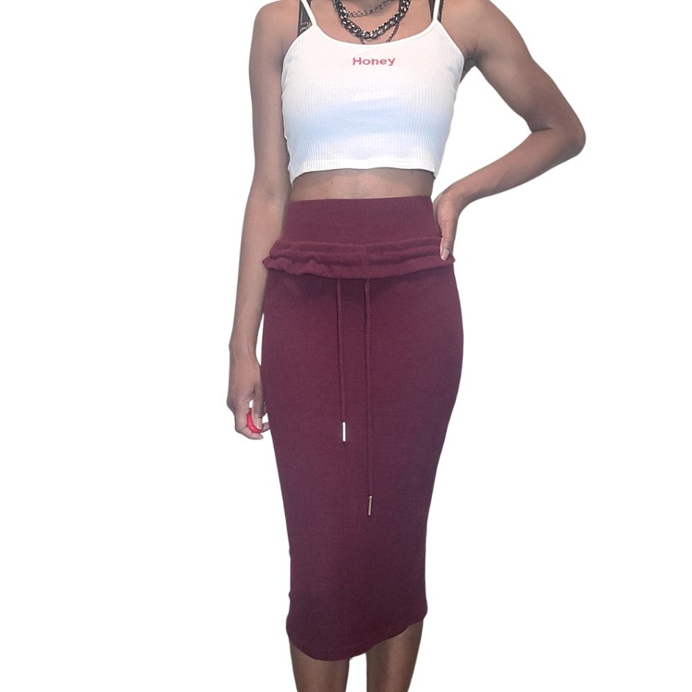 Lavish Alice Paperbag Waist Rib Knit Burgundy Midi Skirt Size 4